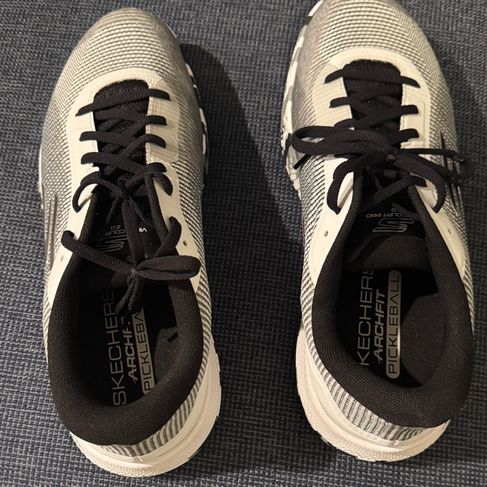 Skechers Men's Pickelball shoes.